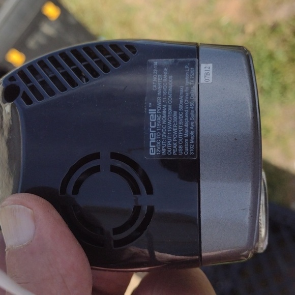 Enercell Black Car Power Inverter NWOT - Picture 2 of 4